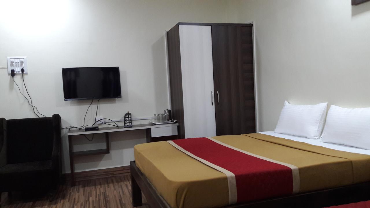 Hotel City Comfort มัดกอน ภายนอก รูปภาพ