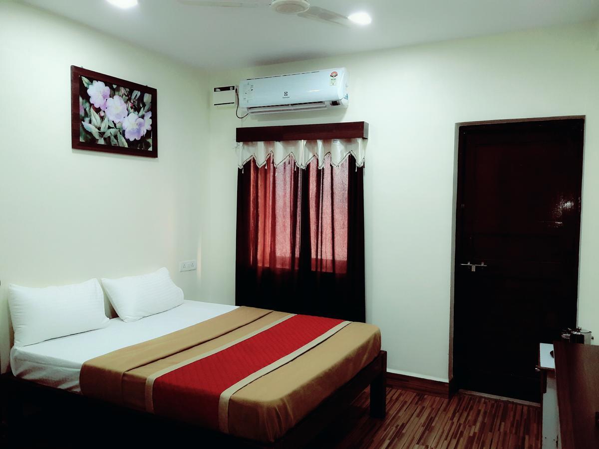 Hotel City Comfort มัดกอน ภายนอก รูปภาพ